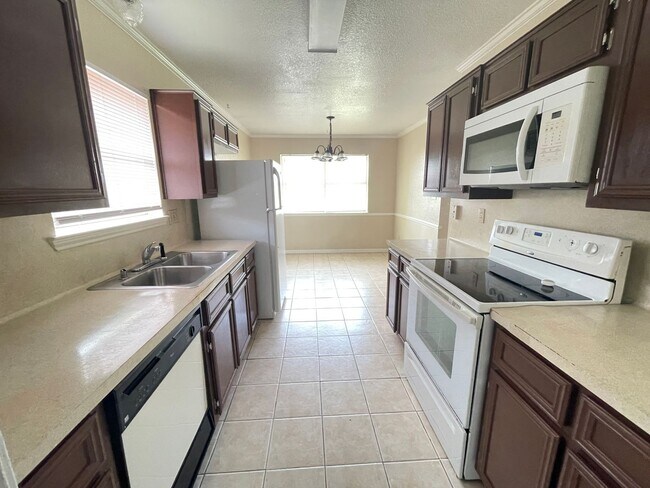 Building Photo - 4-Bedroom House for Rent in Killeen