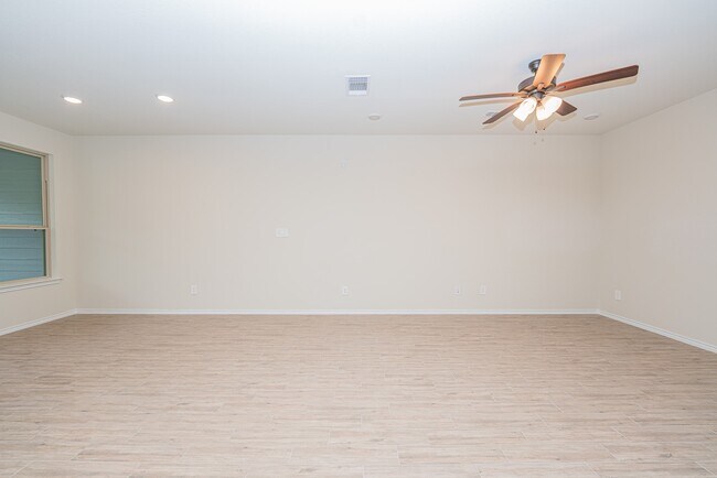 Building Photo - 10303 Harmon Smith Dr.