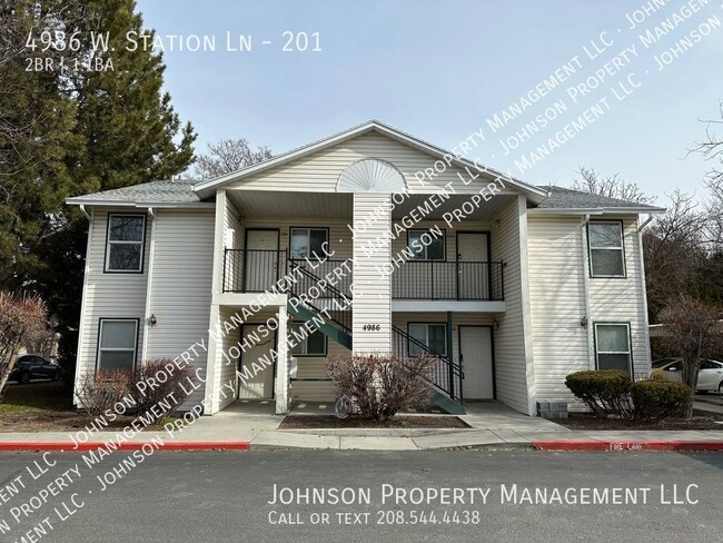 Primary Photo - 4986 W Station Ln