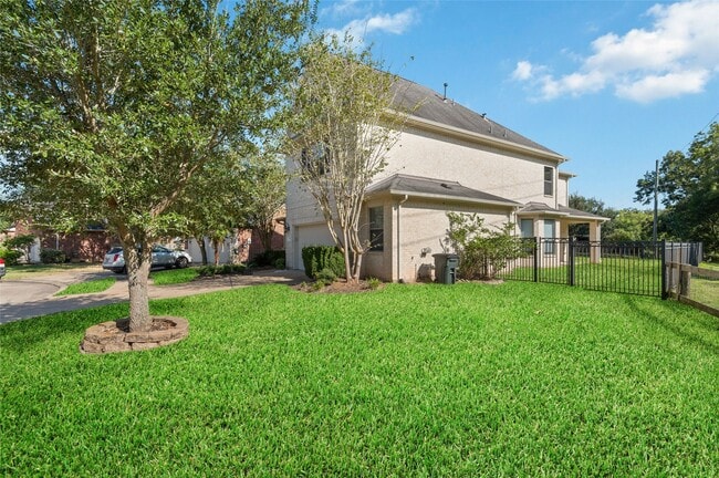 Building Photo - 5619 Honey Brook Ct