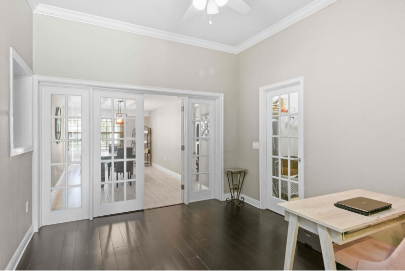 Building Photo - 350 N Phelps Ave