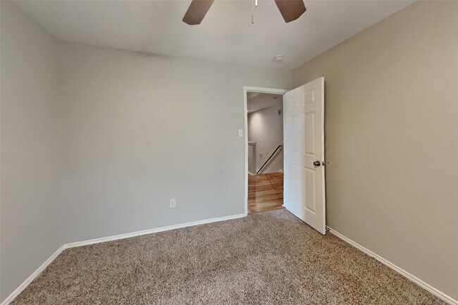Building Photo - 21210 Bridgemeadows Ln