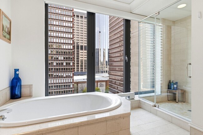 Building Photo - 776 Boylston St