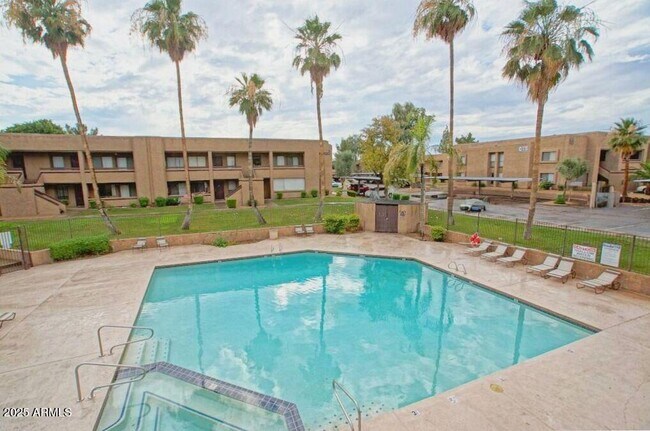 Primary Photo - 3601 W Tierra Buena Ln