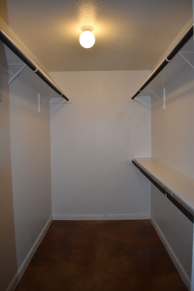 Building Photo - 1413 Pima Trail
