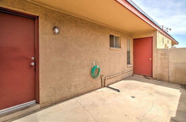 Building Photo - 5323 N 19th Ave