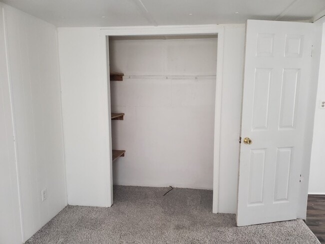 Building Photo - 107 Sante Cir