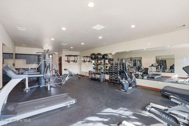 Building Photo - 4505 Greenchain Loop