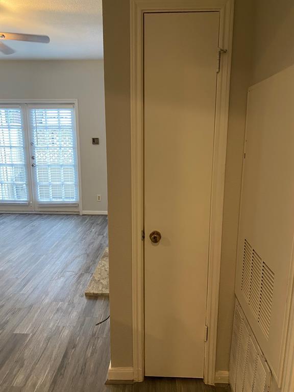Building Photo - 2121 El Paseo St