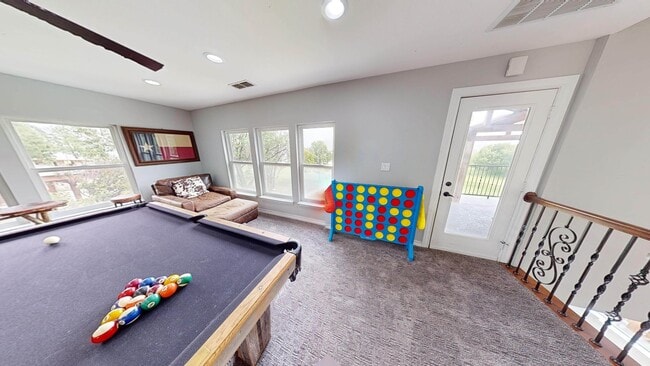 Building Photo - 430 Peninsula Dr