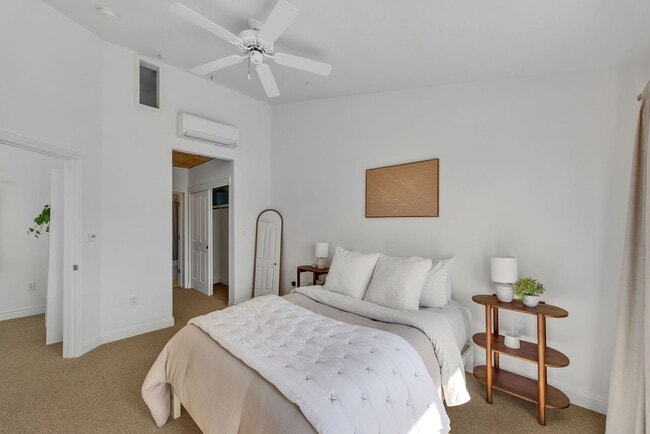 Building Photo - Spacious Upcountry Townhome with Ocean Vie...