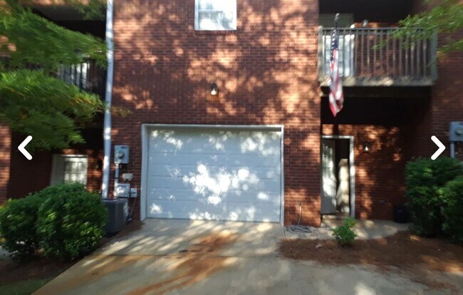 Building Photo - 1293 N Dean Rd