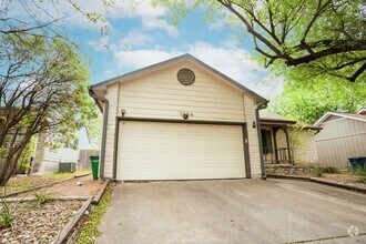 Building Photo - Spacious 3-Bedroom Single Family Home in S...