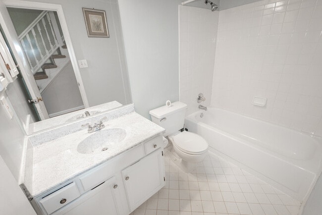 Building Photo - BEAUTIFUL HOME FOR RENT IN GLENWOOD AREA