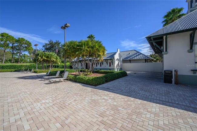 Building Photo - 10248 Woodford Bridge St