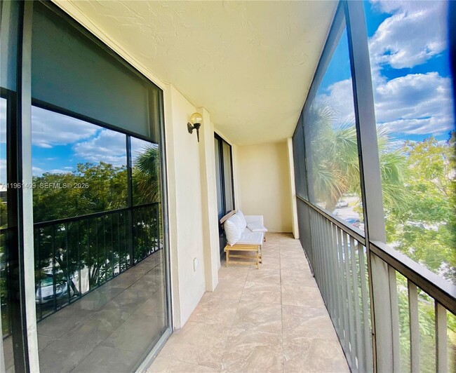 Building Photo - 8035 SW 107th Ave