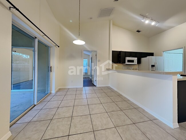 Building Photo - 11906 Timberhill Dr