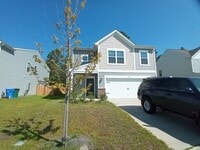 Building Photo - 70 Parkwood Ct