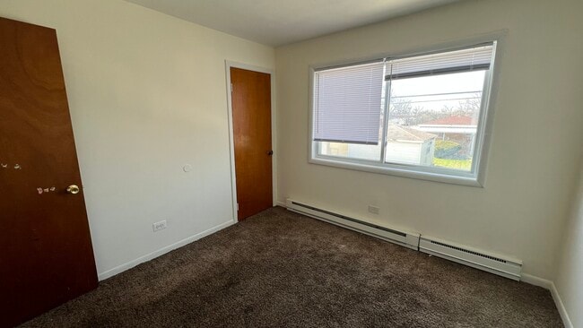 Building Photo - 9106 S Halsted St