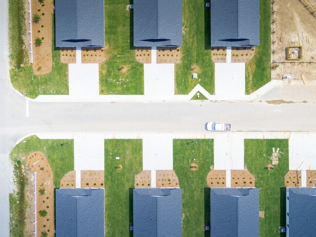 Building Photo - Coming Available!