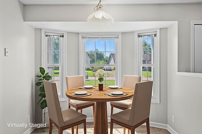 Building Photo - Cozy Charm Meets Modern Touches in Oak Grove
