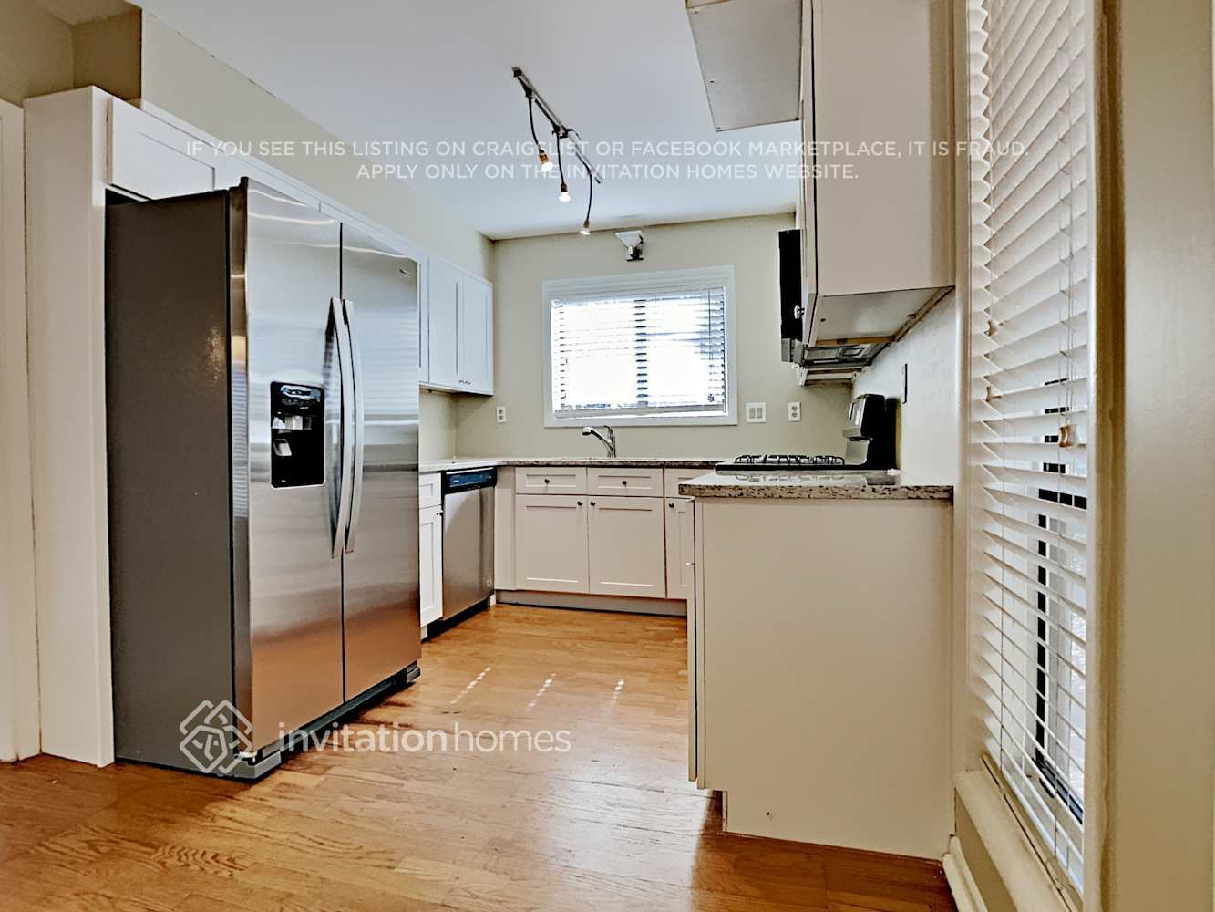 Building Photo - 125 S Falcon Bluff