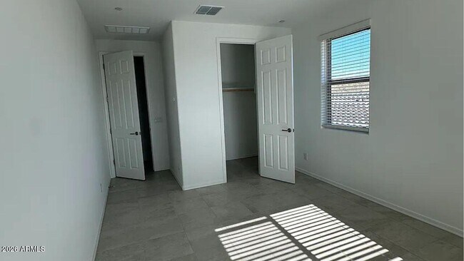 Building Photo - 13412 W Eagle Feather Rd