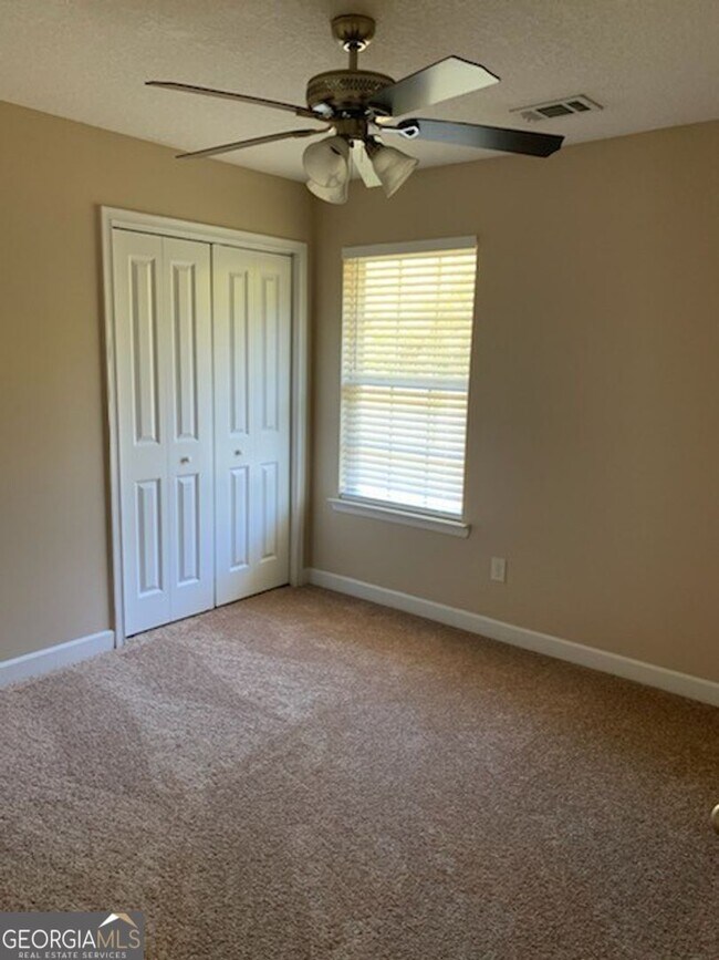 Building Photo - 205 Augusta Way