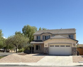 Building Photo - 4 Bed 3 Bath Home for Rent in Murrieta