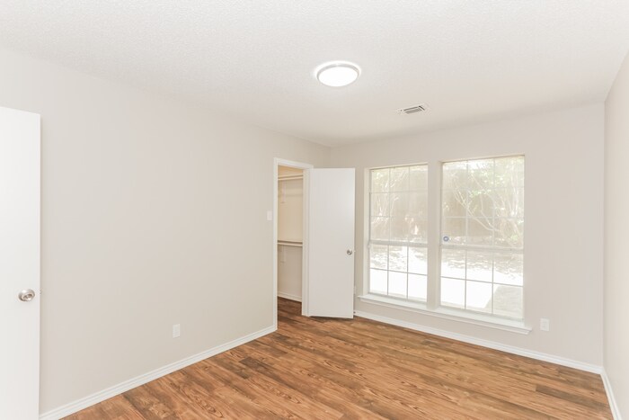 Building Photo - 3912 Wanklyn Ct