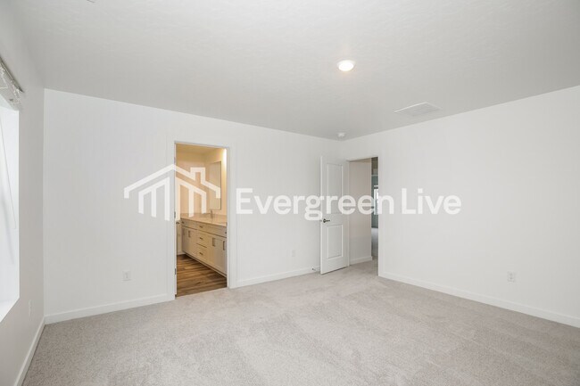 Building Photo - 15162 Nimbus Way