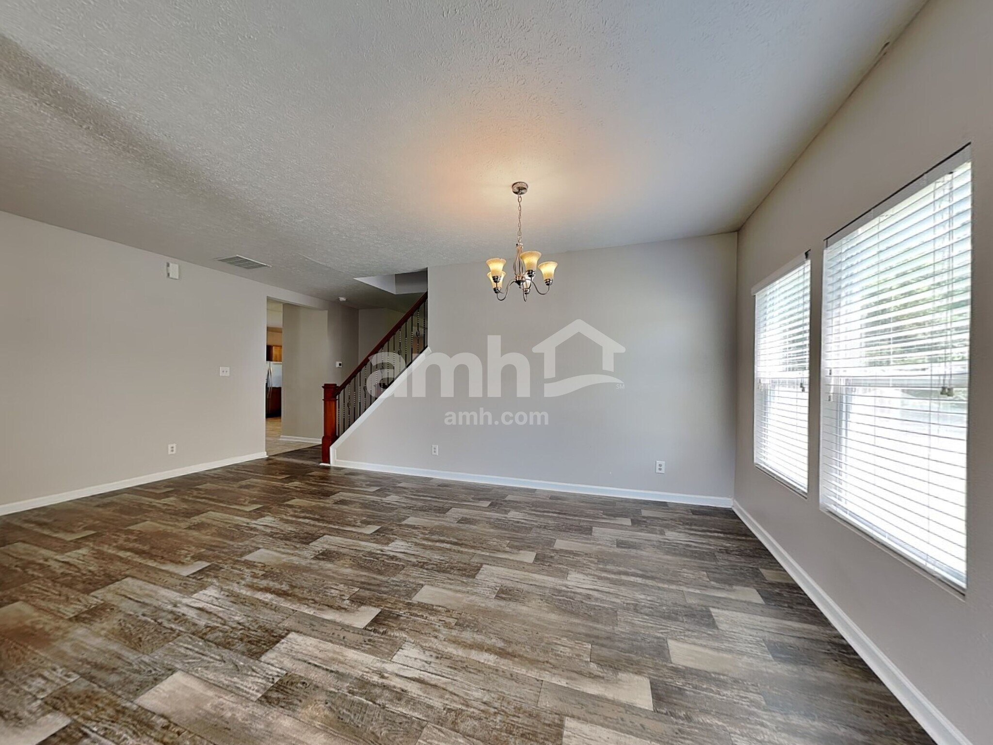 Building Photo - 12831 Silvaire Farm Rd