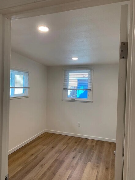 Building Photo - 666 9th St