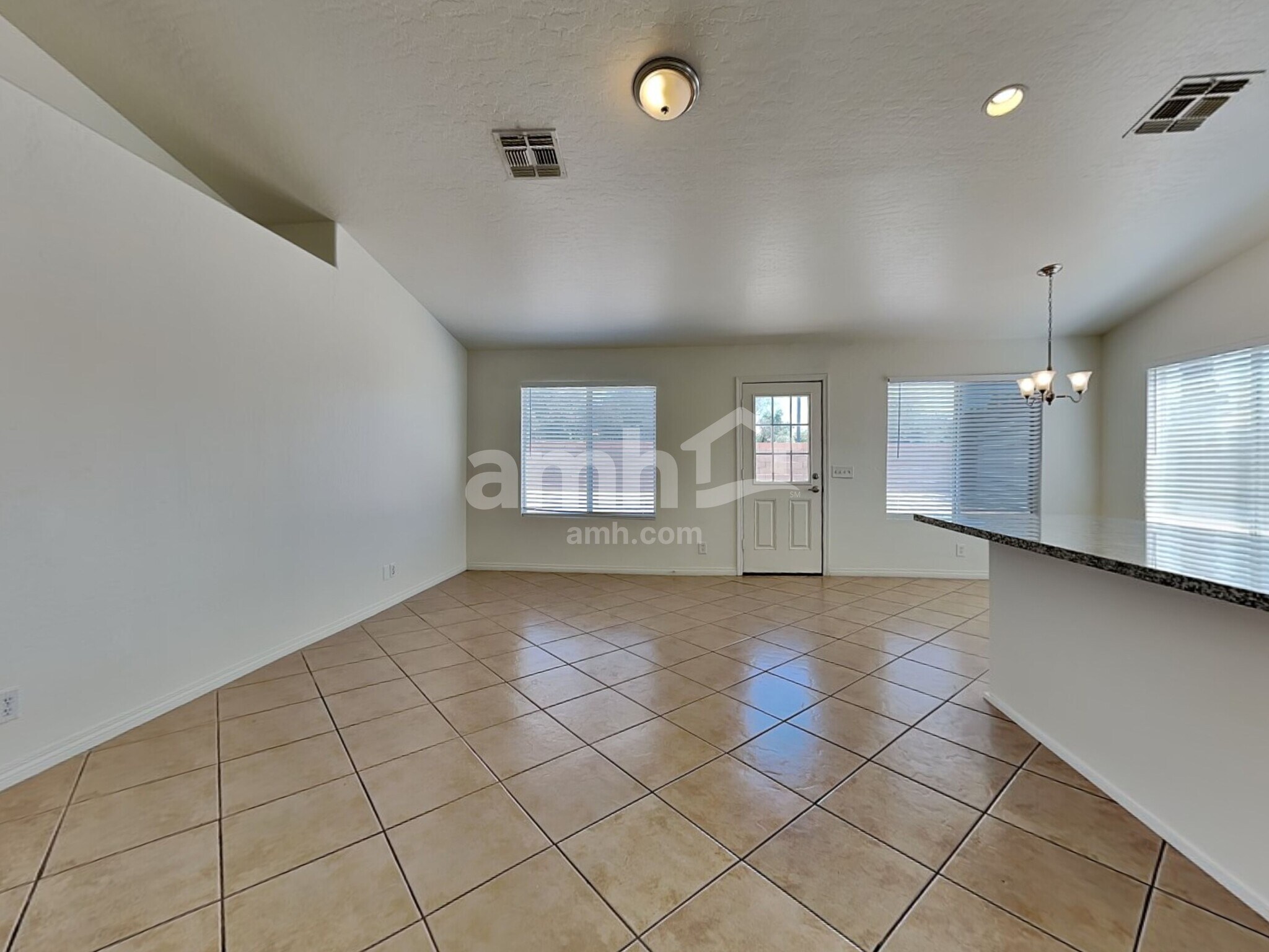 Building Photo - 1177 S Jamaica Way