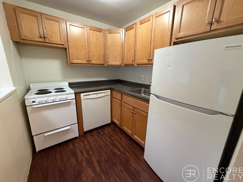 Building Photo - 33 Lancaster Terrace