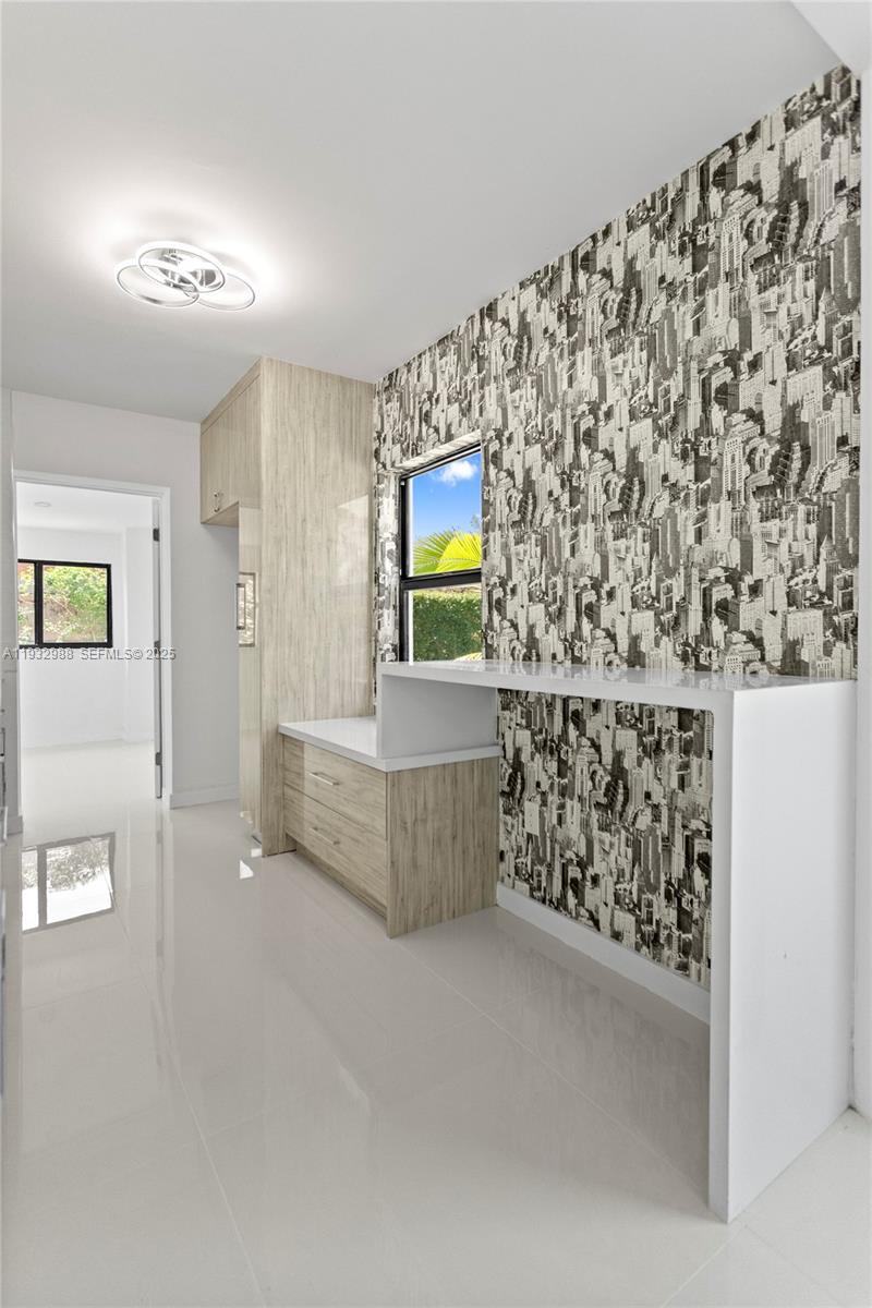 Building Photo - 1640 NE 183rd St