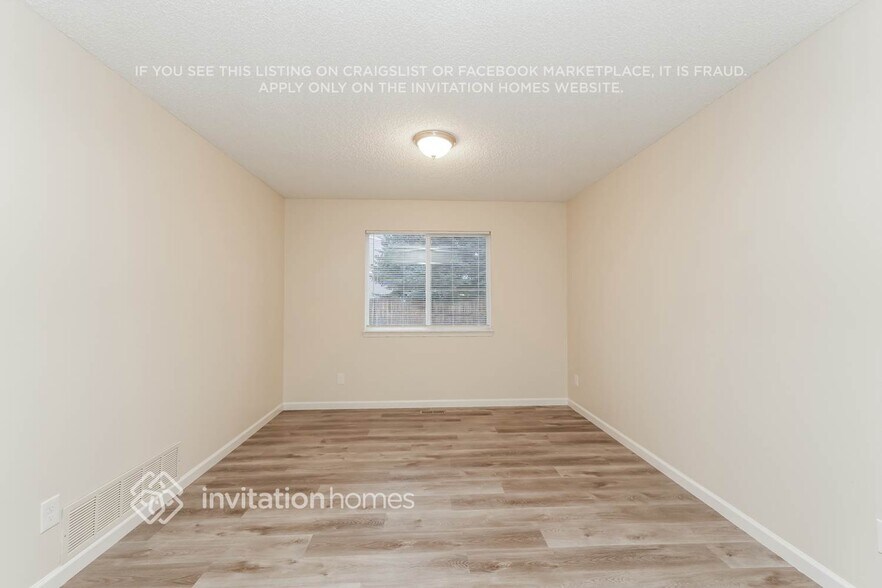 Building Photo - 3420 Birnamwood Dr