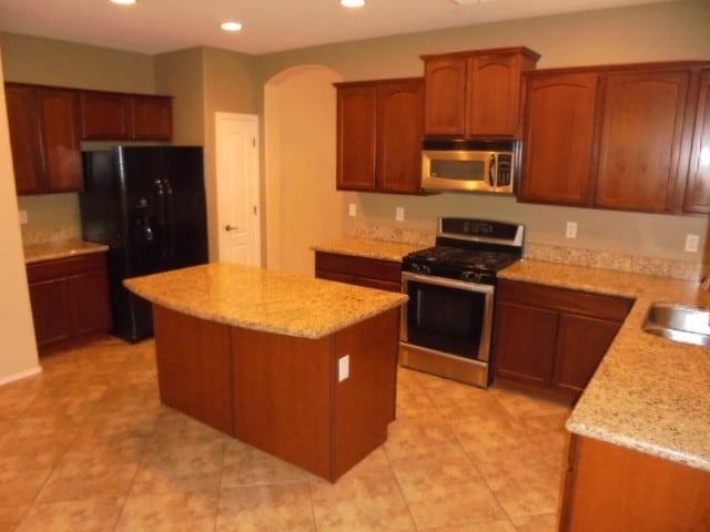 Building Photo - 14643 W Acapulco Ln