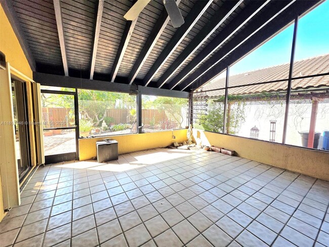 Building Photo - 2320 Dover
