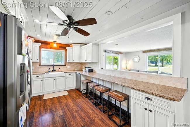 Building Photo - 5021 Lakeborn Dr