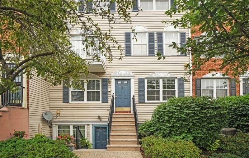 Building Photo - 92 Callahan Ct