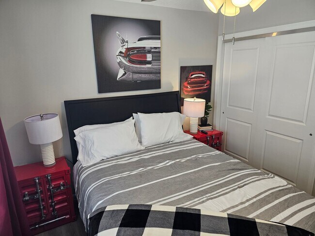 Building Photo - Vroooom . . . . the ROAD is calling. . . .Fully furnished themed rental includes all utilities an...