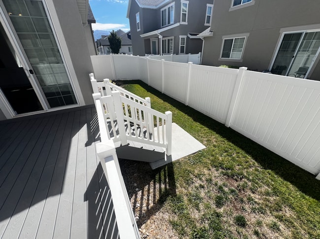 Building Photo - Spacious 3-Bedroom Home in Prime Lehi Loca...