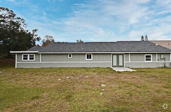 Building Photo - 751 Summerland Dr