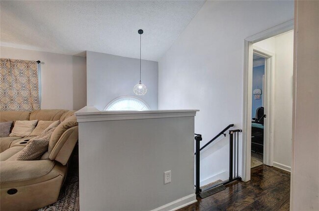 Building Photo - 106 Muirwood Dr