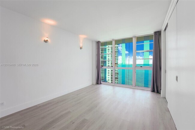 Building Photo - 2451 Brickell Ave