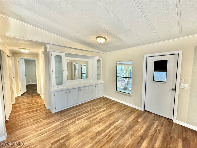 Building Photo - 1252 Henderson Creek Dr