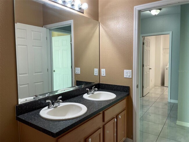 Building Photo - 1418 Marsh Meadow Ln