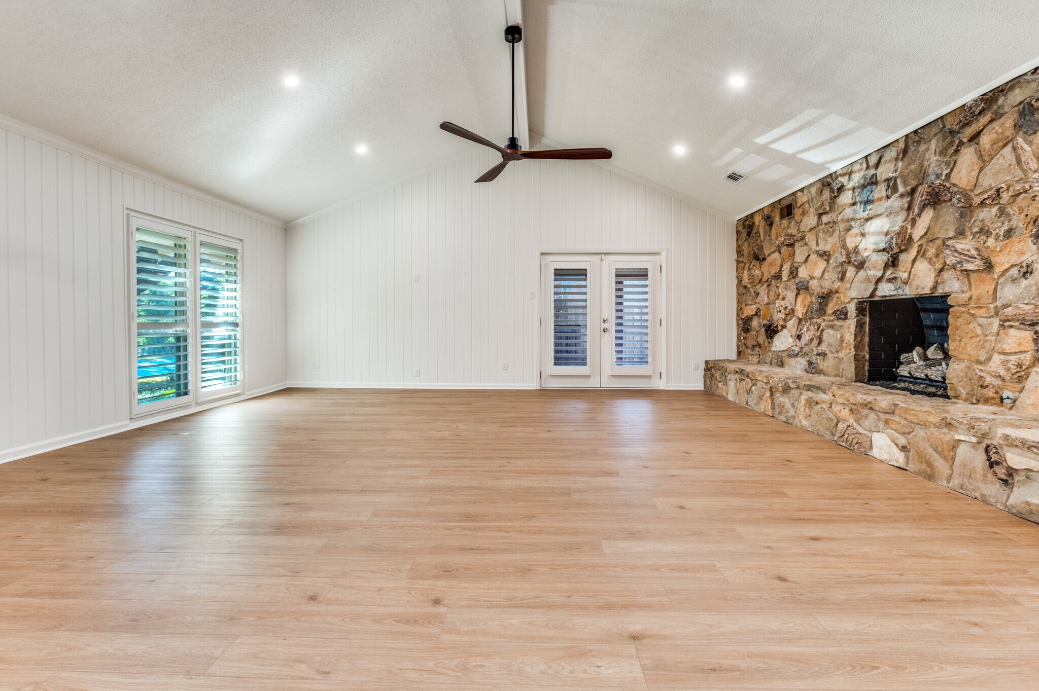 Building Photo - 9805 Airline Rd