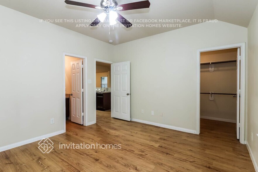 Building Photo - 18742 Dennington Dr